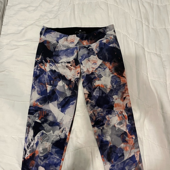 Women’s adidas workout leggings - Picture 2 of 4